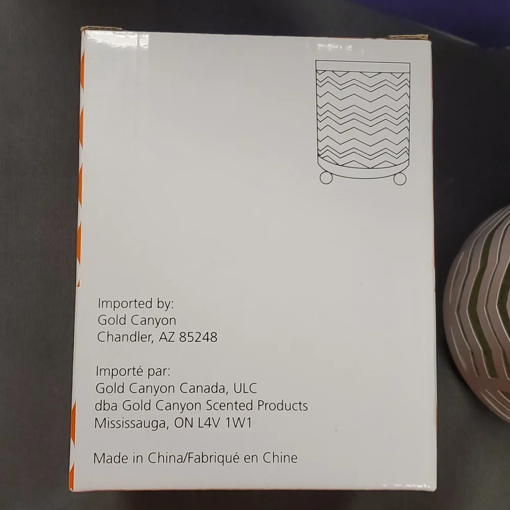 Gold Canyon Chevron‎ Wrap Candle Holder